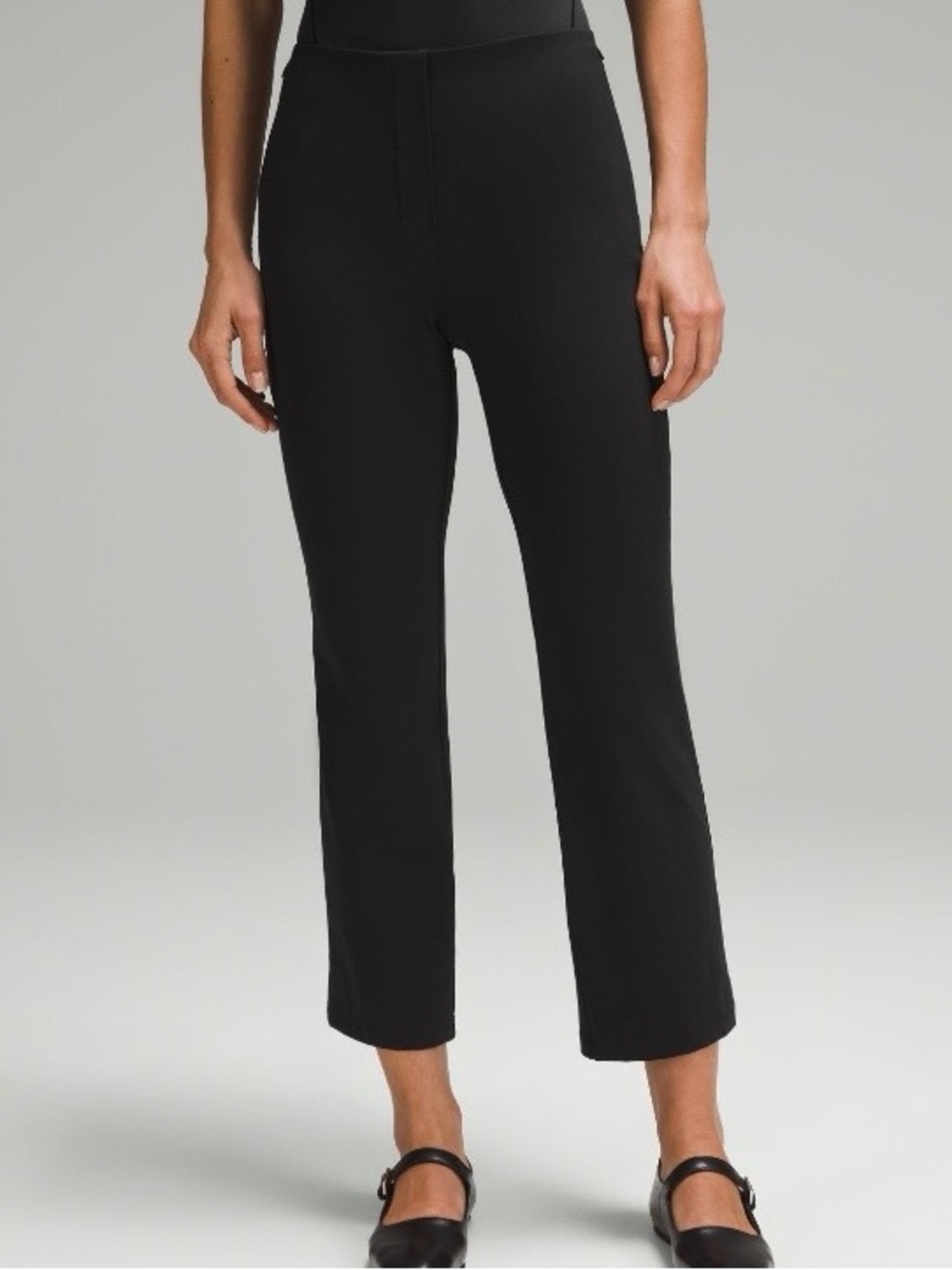 NWOT Lululemon Women’s Smooth Fit Pull-On High-Rise Cropped Pant, Black, 14
